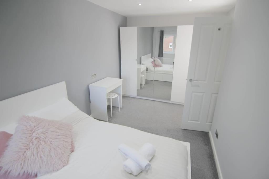 2 Bed House - Bhx - Nec Villa Solihull Luaran gambar